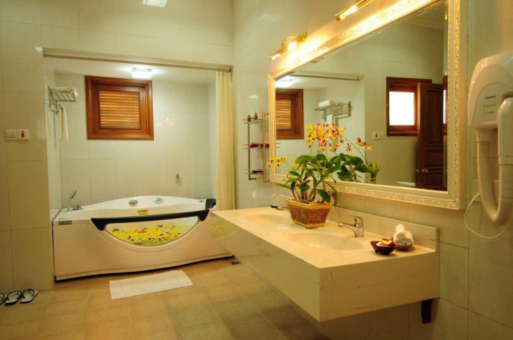 Myat Taw Win Hotel Naypyidaw Luaran gambar