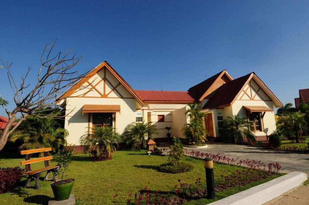 Myat Taw Win Hotel Naypyidaw Luaran gambar